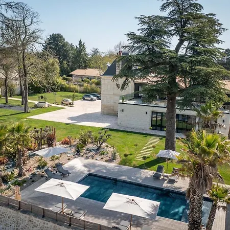 Chateau Grand Arnaud Bed & Breakfast *
